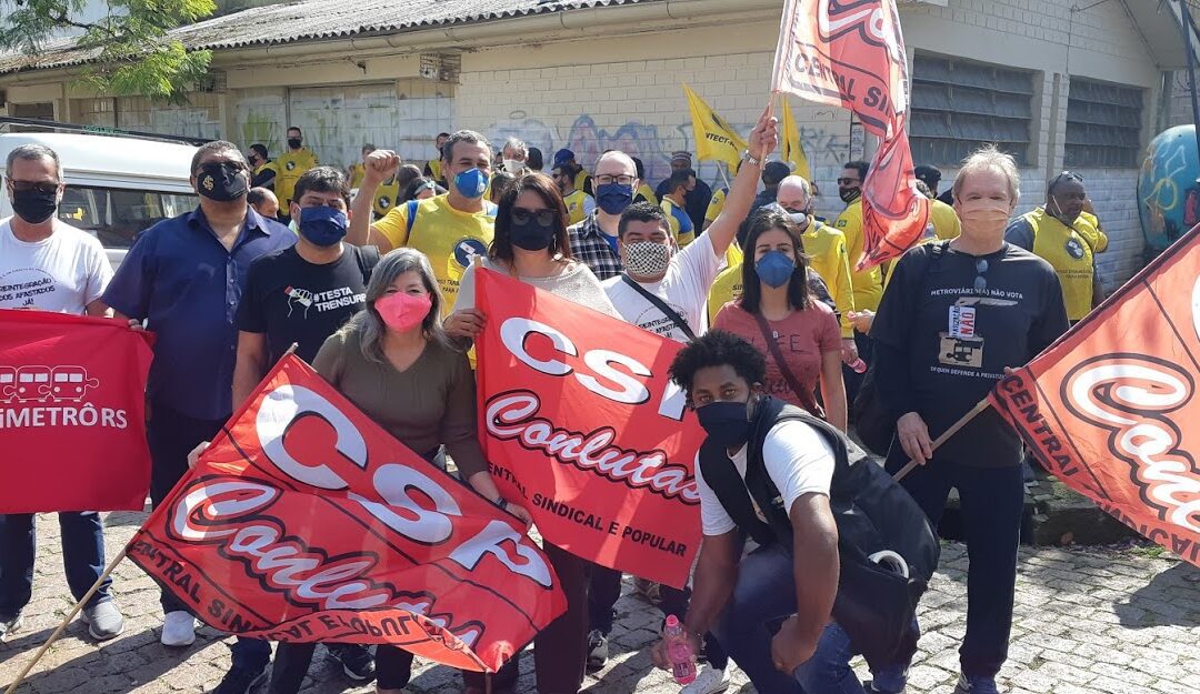 METROVIÁRIOS PARTICIPAM DE ATO EM APOIO À GREVE DOS CORREIOS