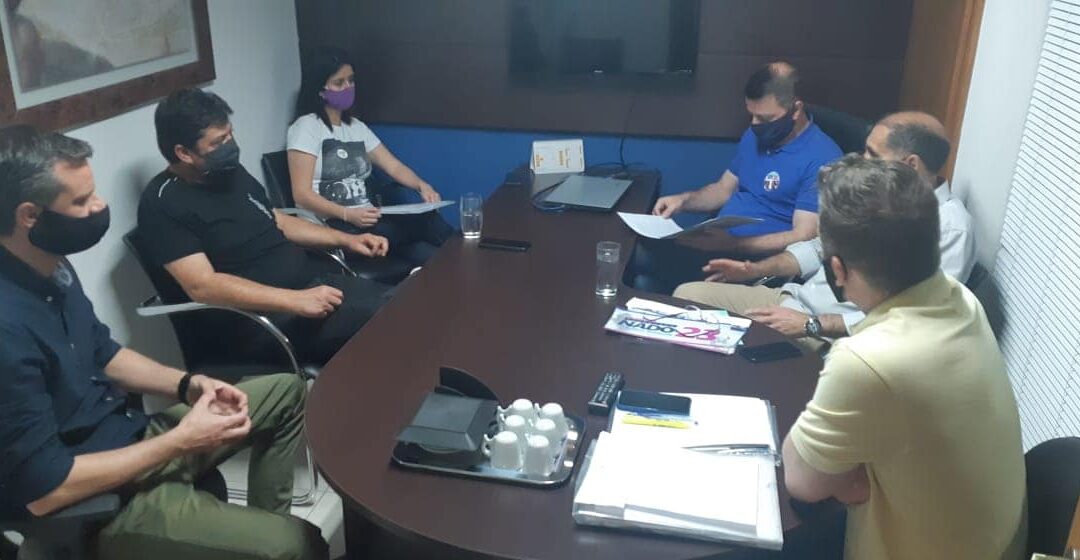 MAIS UM CANDIDATO A PREFEITO ASSUME COMPROMISSO COM O SINDIMETRÔ